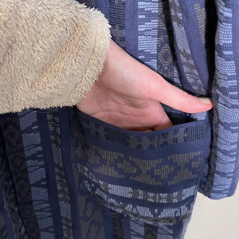 American Eagle | Blue Geometric Aztec Pattern Blazer Cardigan Jacket